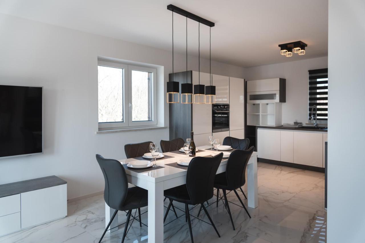 Hisa Kapis With Hot Tube Apartman Koper városi község Kültér fotó