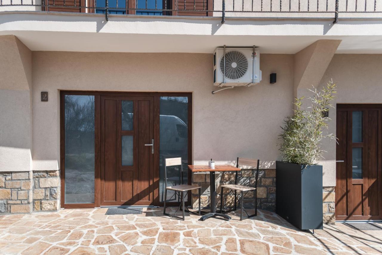 Hisa Kapis With Hot Tube Apartman Koper városi község Kültér fotó