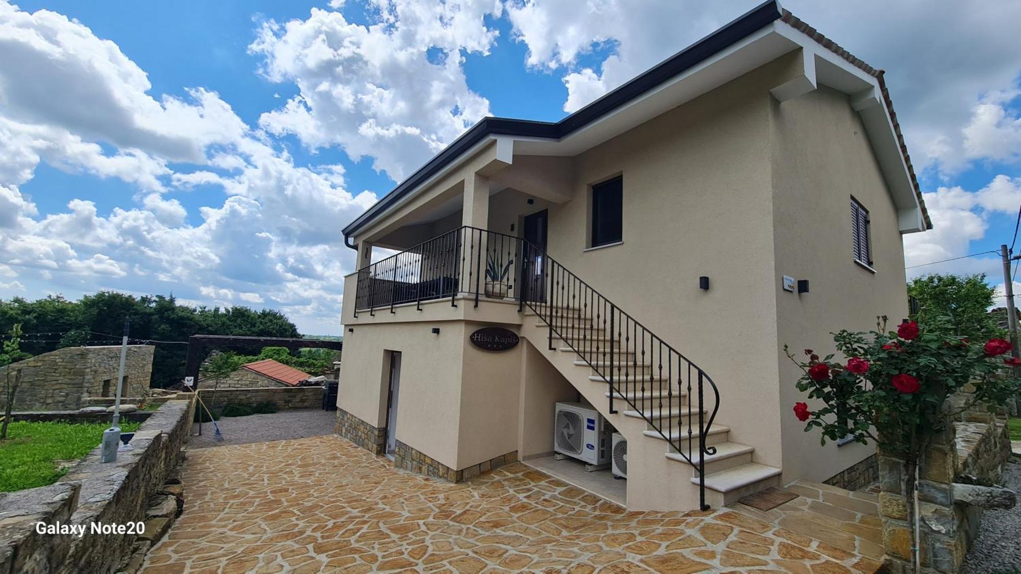 Hisa Kapis With Hot Tube Apartman Koper városi község Kültér fotó